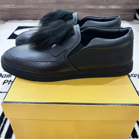 Fendi Bag Bug With 100% Real Nutria Silver Fox Fur Slip-On Leather Shoes main image 6